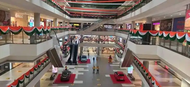 Elpro City Square Mall — near the property