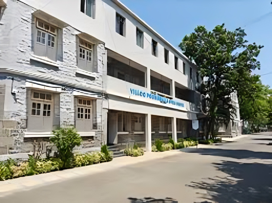 SNDT College